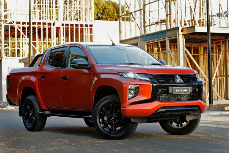 Mitsubishi Triton GSR The tub is a bub cars4starters