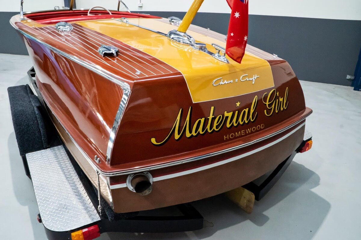 Chris Craft Speedboat A Work Of Art Cars4starters