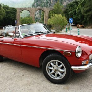 MG B