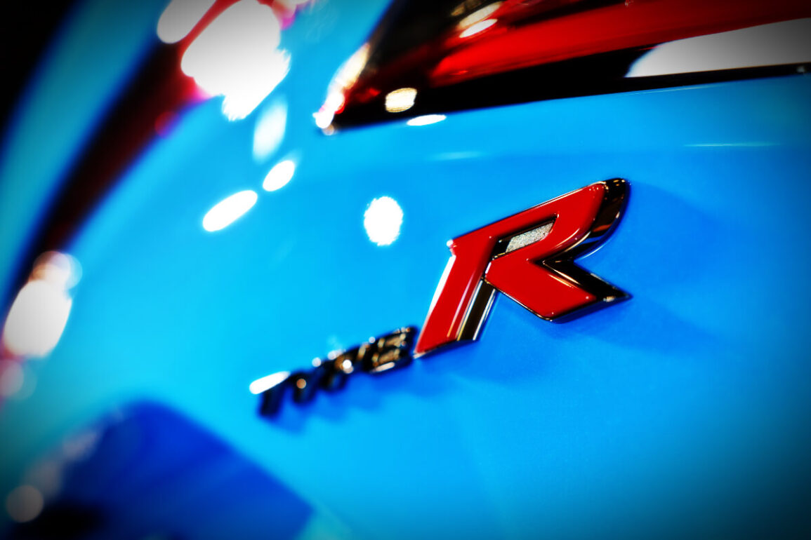 Type R better in blue | cars4starters